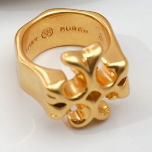 Tory Burch | Elegant Rare Gold Statement Ring